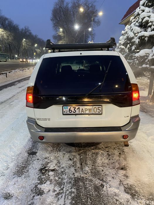 Продам montero sport