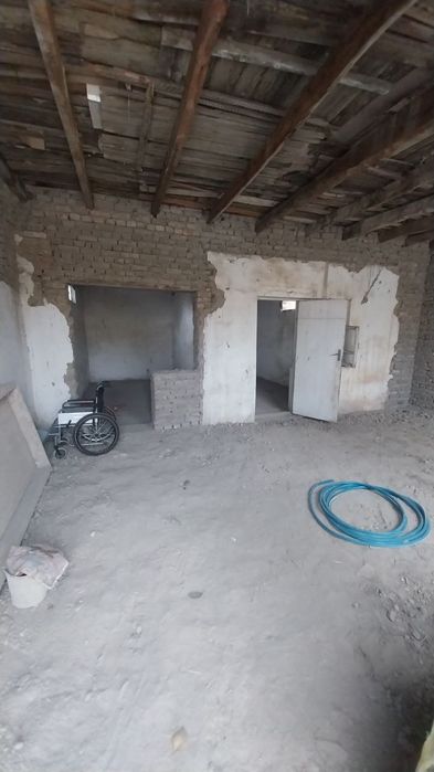 Ховли уй 2 беш болада.Заказерно.