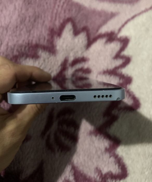 Продам Honor X8b память 8/128ГБ,обмена нет