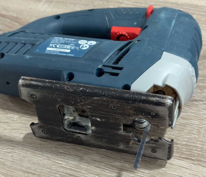 Прободен трион Bosch Professional GST 8000 E