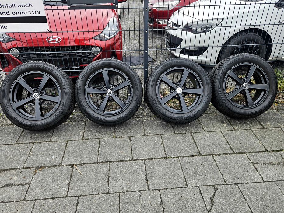 Лети джанти 17" 5х114,3 гуми 225/55/17