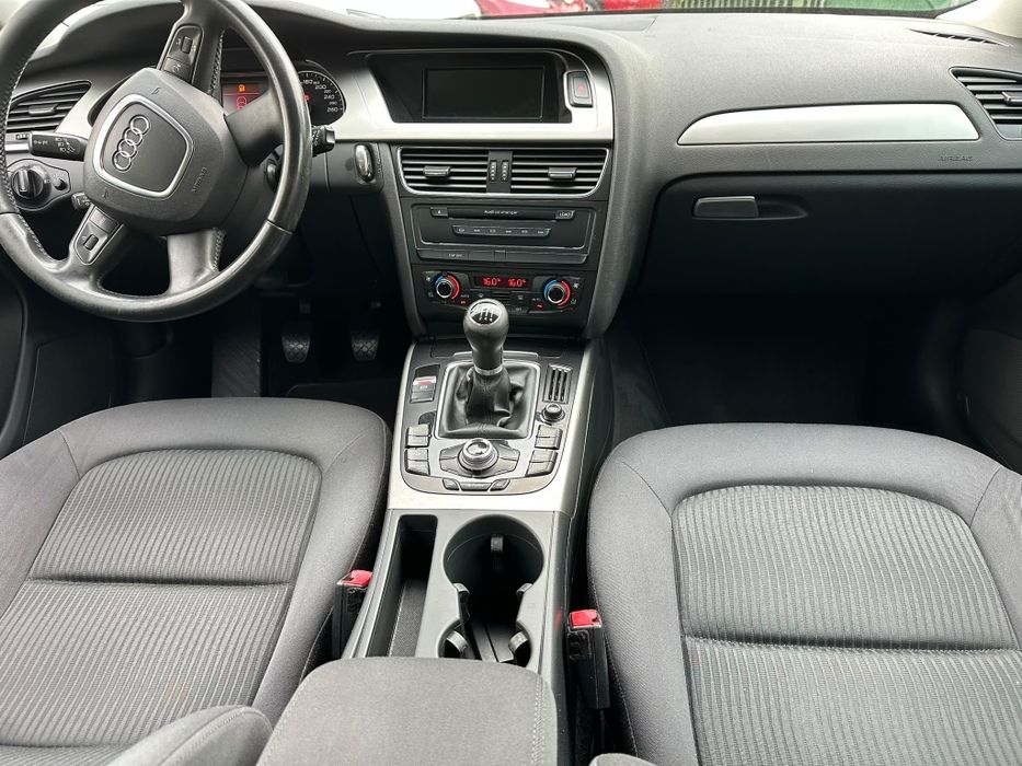 AUDI A4 an 2009 pe Acte/ EURO 5/ 2.0TDI-143CP/ Climă/ Adus Recent!