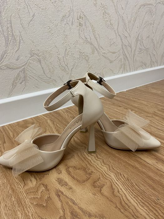 Туфли нежно розовые