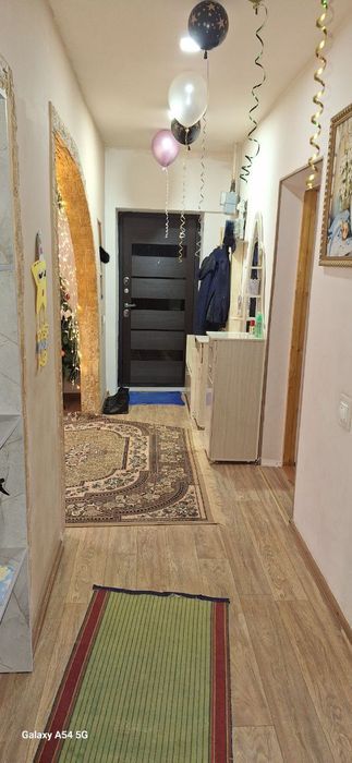 Продается Большая 3 комнатная квартира, шикарная планировка.