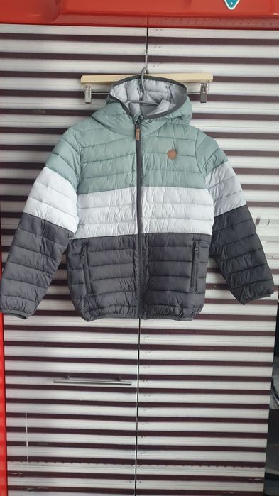 Детско  есенно  яке