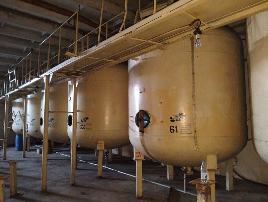 Ёмкости бочки цистерны резервуары под воду по 18 кубов толстостеные