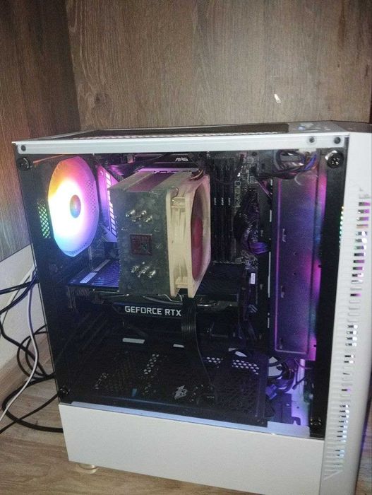 URGENT PC Gaming I5 10400F/24GB/512GB/RTX 2060 super