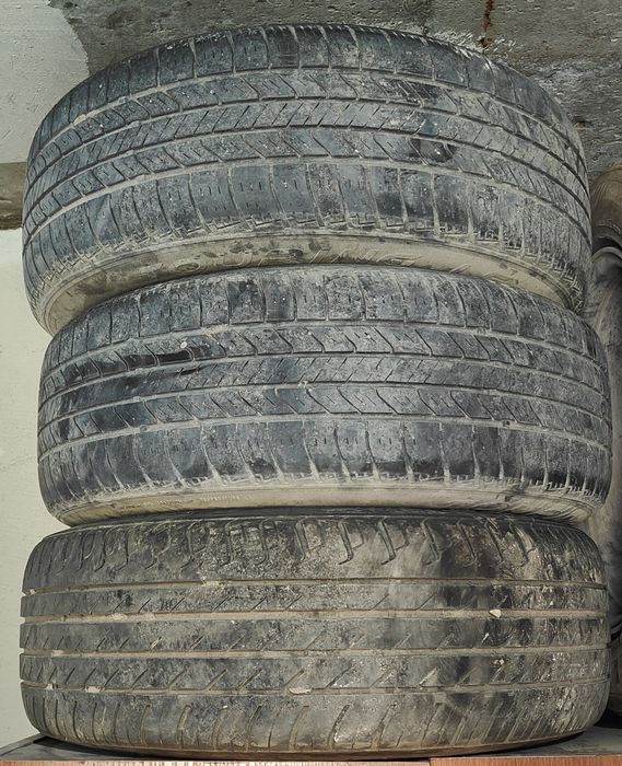 Покрышки с дисками в хорошем состоянии