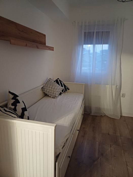 Proprietar inchiriez!