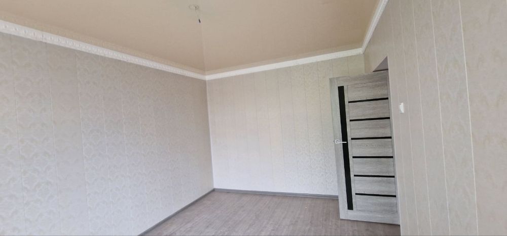 Ангренда СРОЧНО квартира сотилади