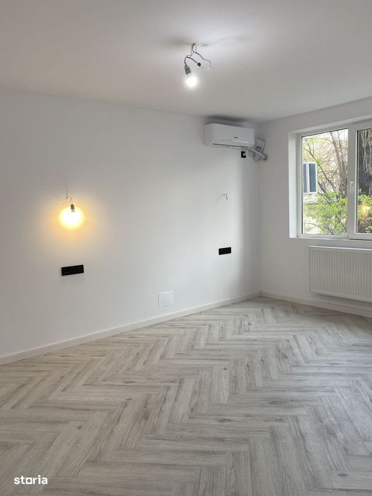 Garsoniera 35m2 Bloc Monolit reabilitat termic neexpertizat