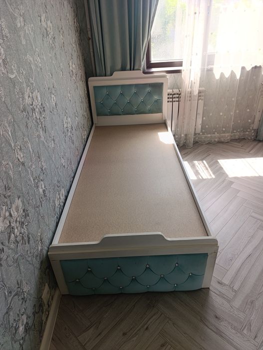 Кровати односпальные 2 штуки