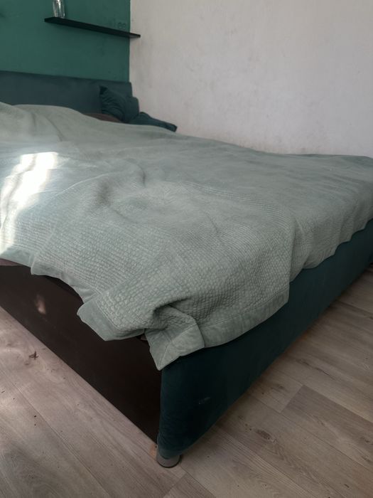 Продам б/у кровать