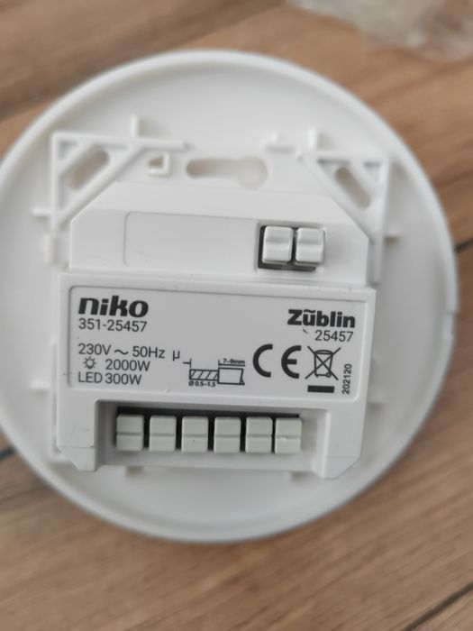 Senzor prezență 360° Züblin / Niko – NOU, 16 m, tavan – 7 bucăți