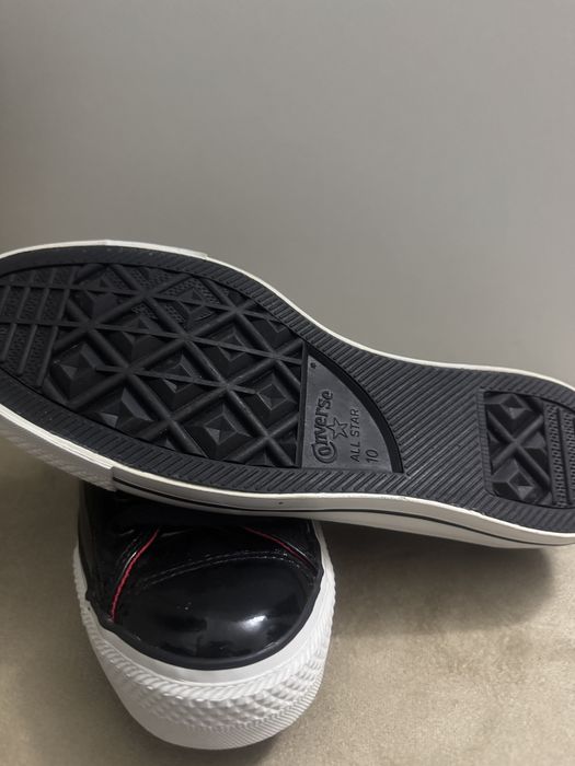 Tenisi Converse piele lacuita