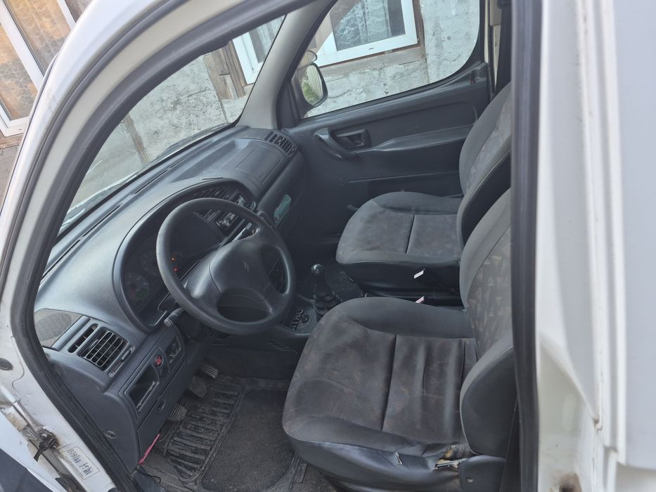 Vând Citroen Berlingo an 2001