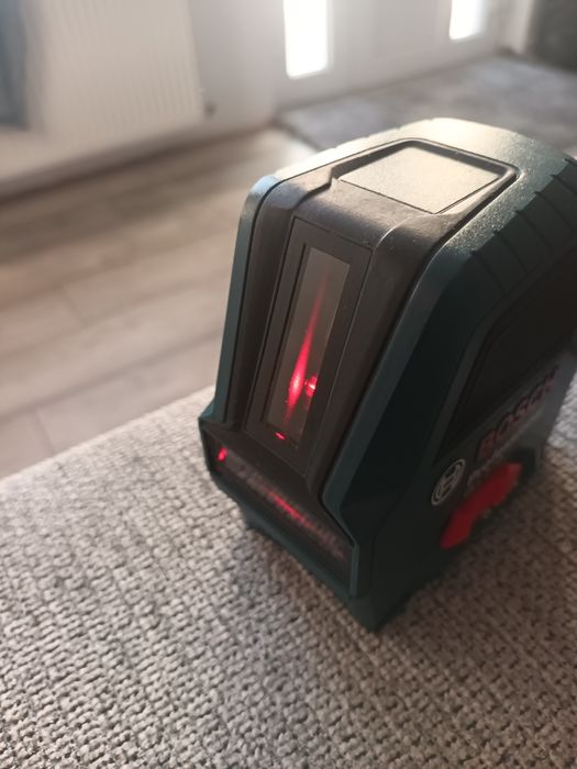 Vand laser bosch profesional