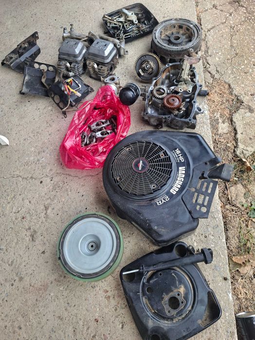 Части двигател Briggs and Stratton 16 к.с
