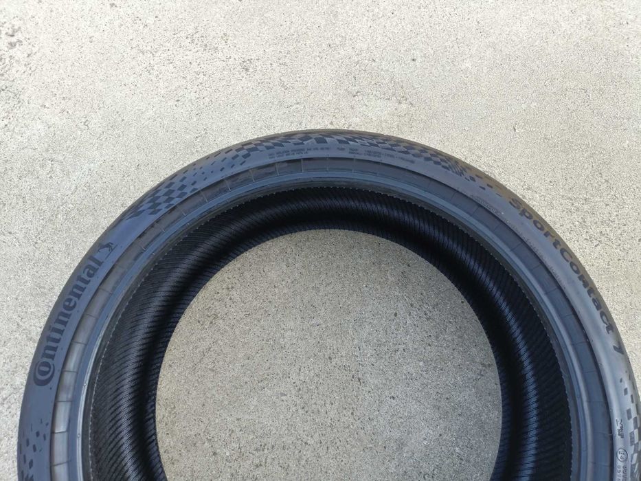 O anvelopa vara 265 35 22 Continental SportContact 7 cu 7 mm dot 4623