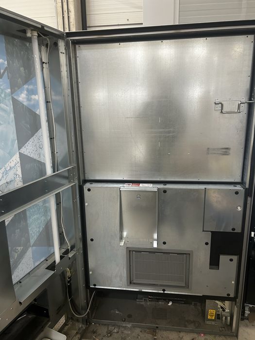 automat vending apa / dozator sucuri