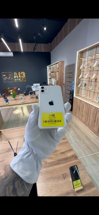 Продаётся iPhone 11