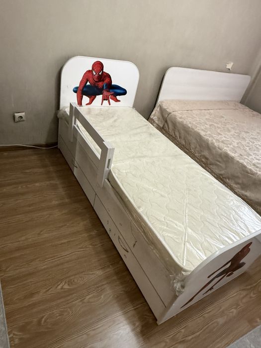 Детская кровать б/у