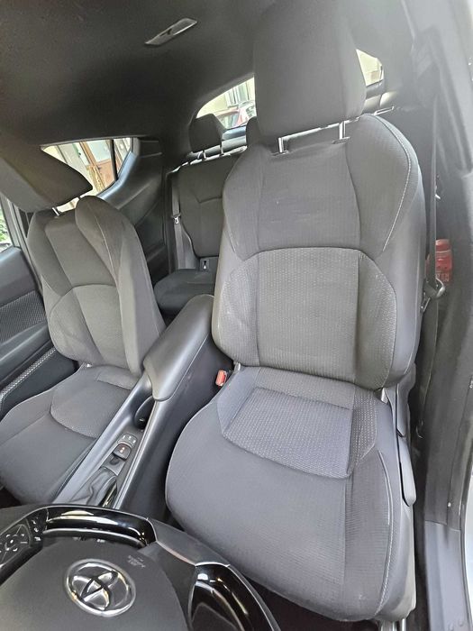 De vanzare Toyota C-HR 1.8 Hybrid