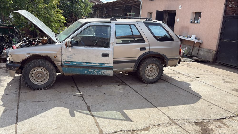 Vand opel frontera pentru piese
