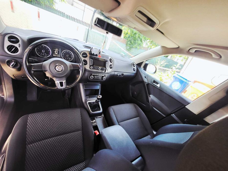 Volkswagen Tiguan 2011 | 2.0 TSI (170 CP) -  Mașină de familie foarte Îngrijită
