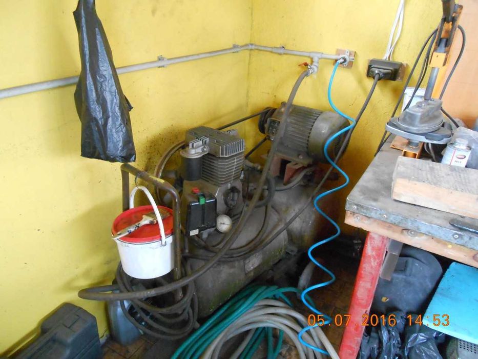 Дава се под наем Промишлена сграда в София, Летище София - 150 кв.м за 850 € - Снимка #1