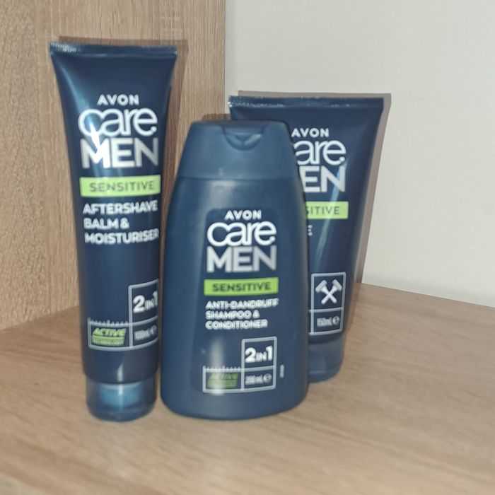 Избери подарък! Ароматен комплект, подаръчна торбичка и картичка.