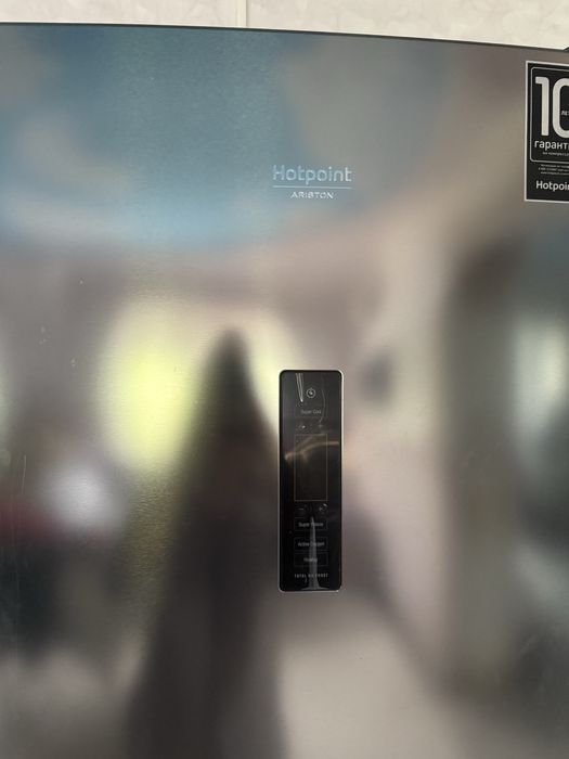 Холодильник почти новый