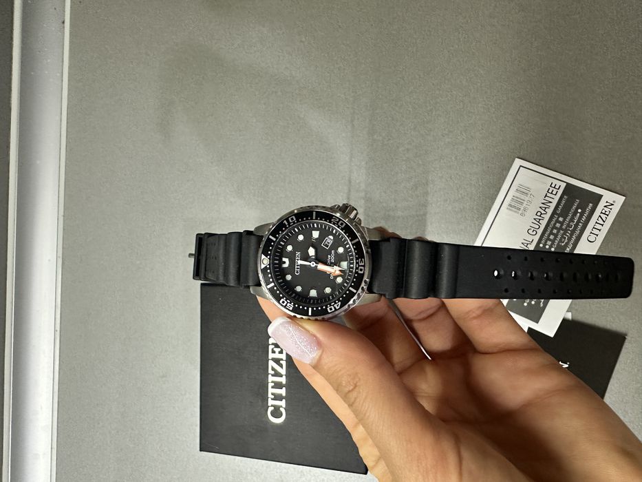 Часовник CITIZEN unisex 33.5мм 20 ATM