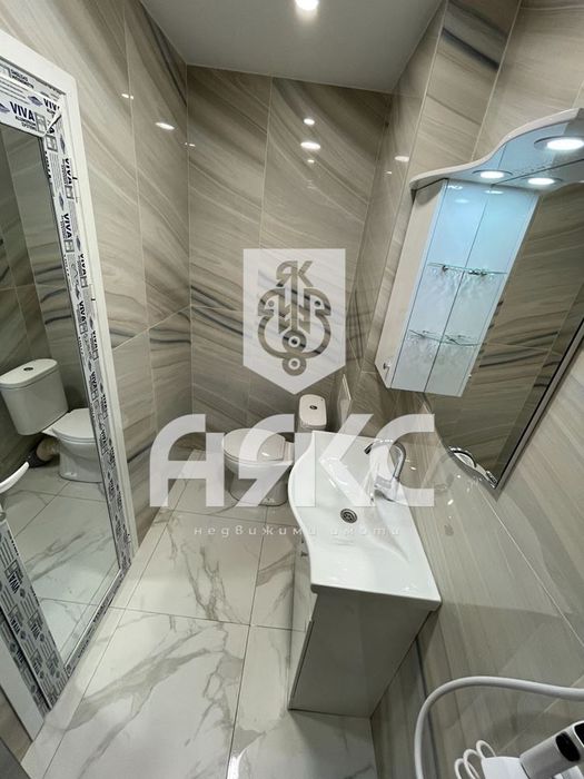 Продава се Тристаен апартамент в София, Свобода - 60 кв.м за 2667 €/кв.м - Снимка #1