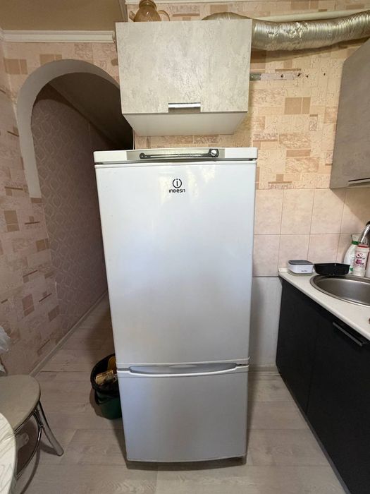 Холодильник 1,50 в длину