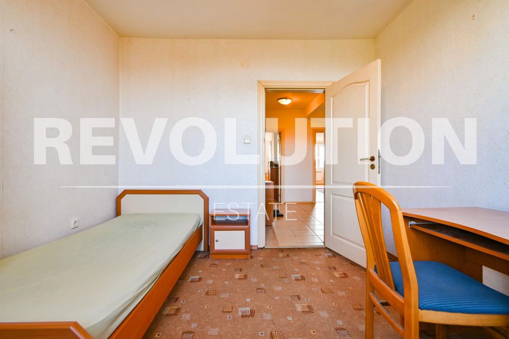 Дава се под наем Многостаен апартамент в София, Мусагеница - 180 кв.м за 1200 € - Снимка #7