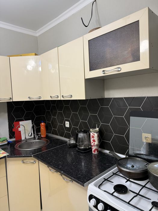 Продам кухонный гарнитру