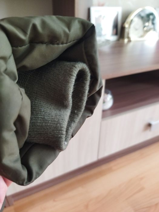 Продам куртку женскую