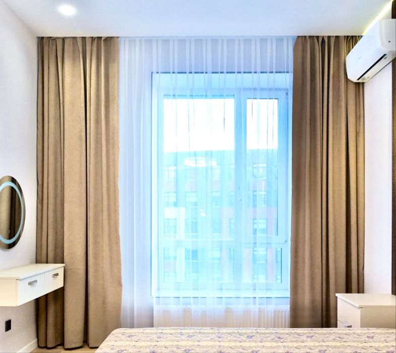 Шторы продам , три комплекта новые