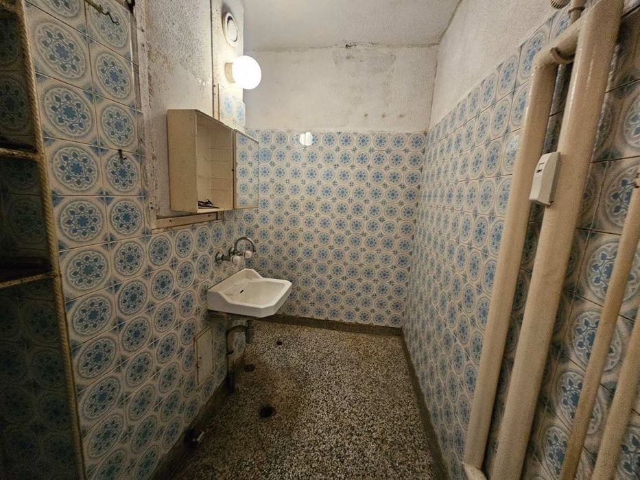 Дава се под наем Тристаен апартамент в София, Красна поляна 3 - 84 кв.м за 382.5 € - Снимка #11