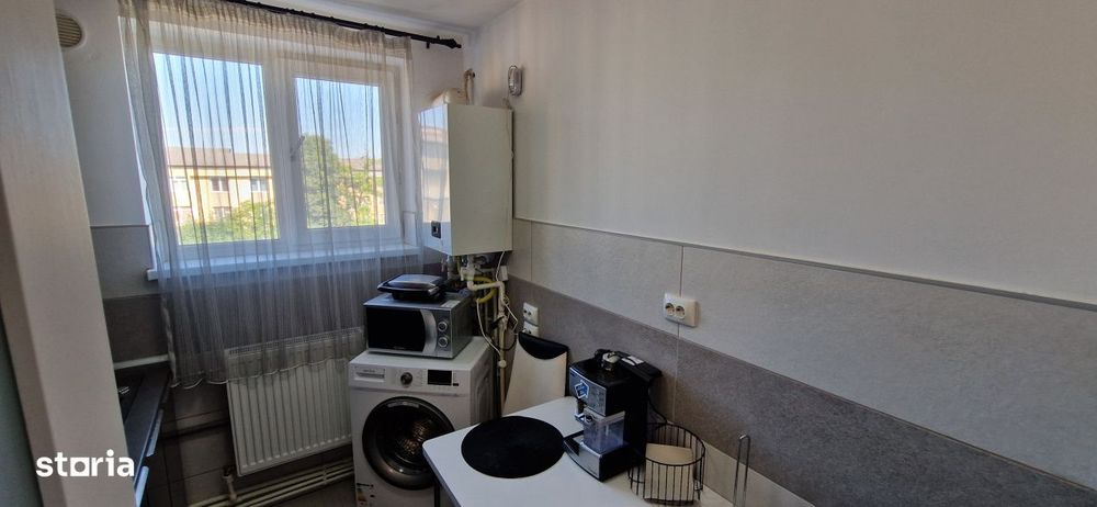 Apartament 2 camere, decomandat, 56 mp, zona Centrala Bals