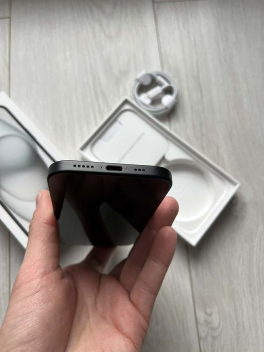 Iphone 15 full box