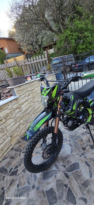 Бензинов кросов мотор 125cc