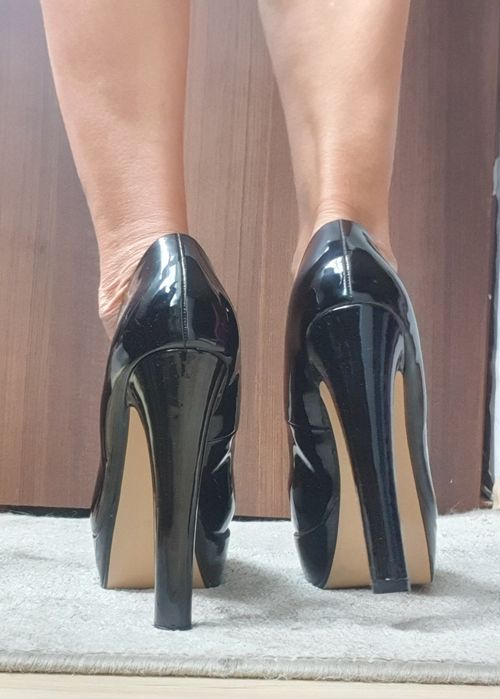 Pantofi cu toc 39