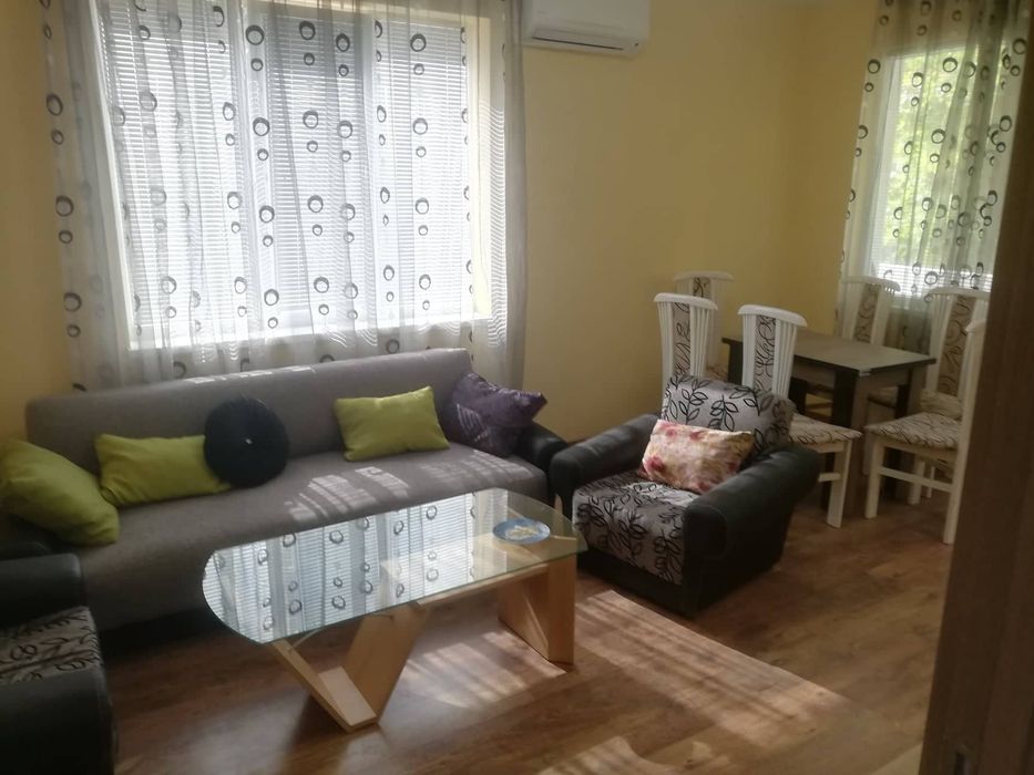 Дава се под наем Тристаен апартамент в Пловдив, Каменица 1 - 98 кв.м за 612 € - Снимка #2