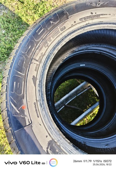 Продам шины R17 225/65