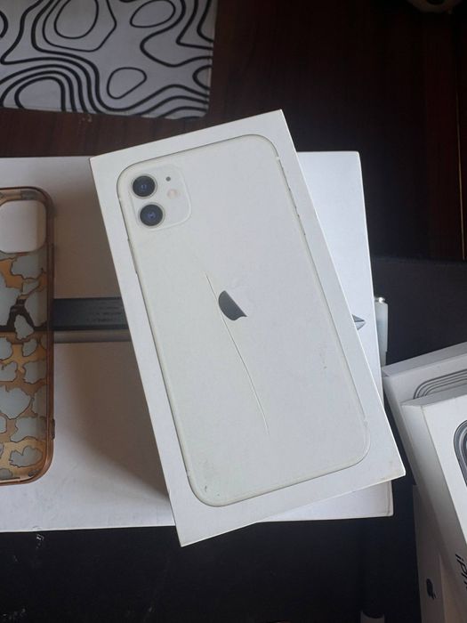Iphone 11 64gb..