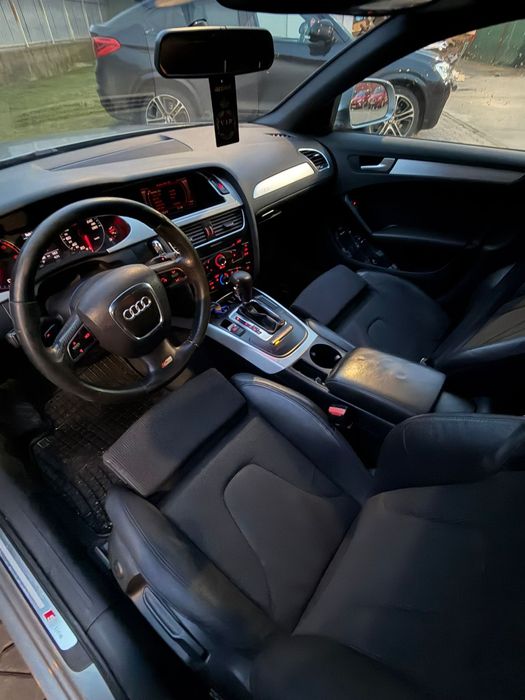 Vând Audi A4 S line b8 automat