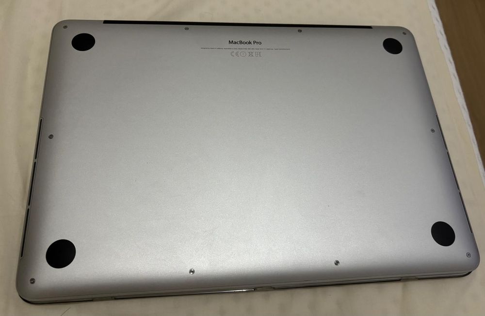 MacBook Pro 13” Early 2015 – i5 2.7GHz, 8GB RAM, SSD 128GB, Retina – Î