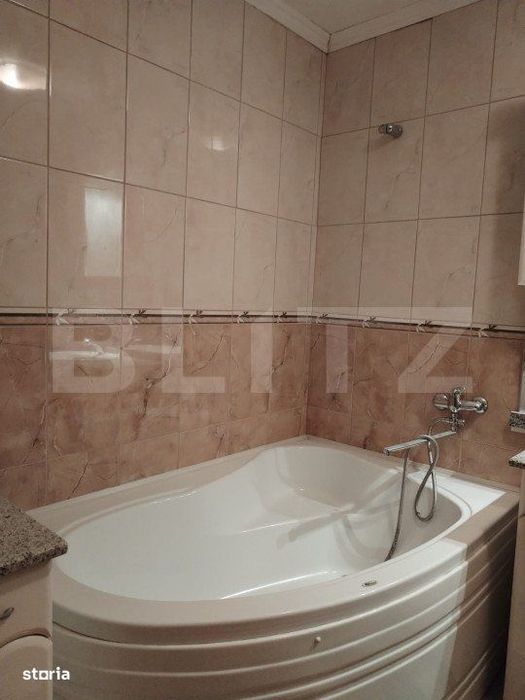 Vanzare Apartament 3 camere, 105 mp utili, zona Unirii